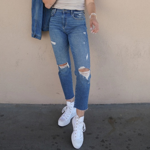 Carly Jean Los Angeles Denim - Carly Jean Los Angeles Chrissy Distressed Jeans, Medium Wash